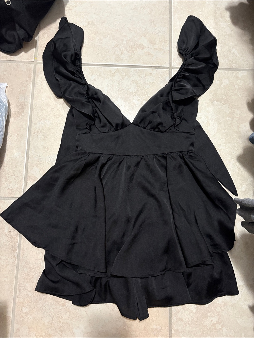 Black Ruffle V-Neck Women's Romper - Elegant Evening Layered Style